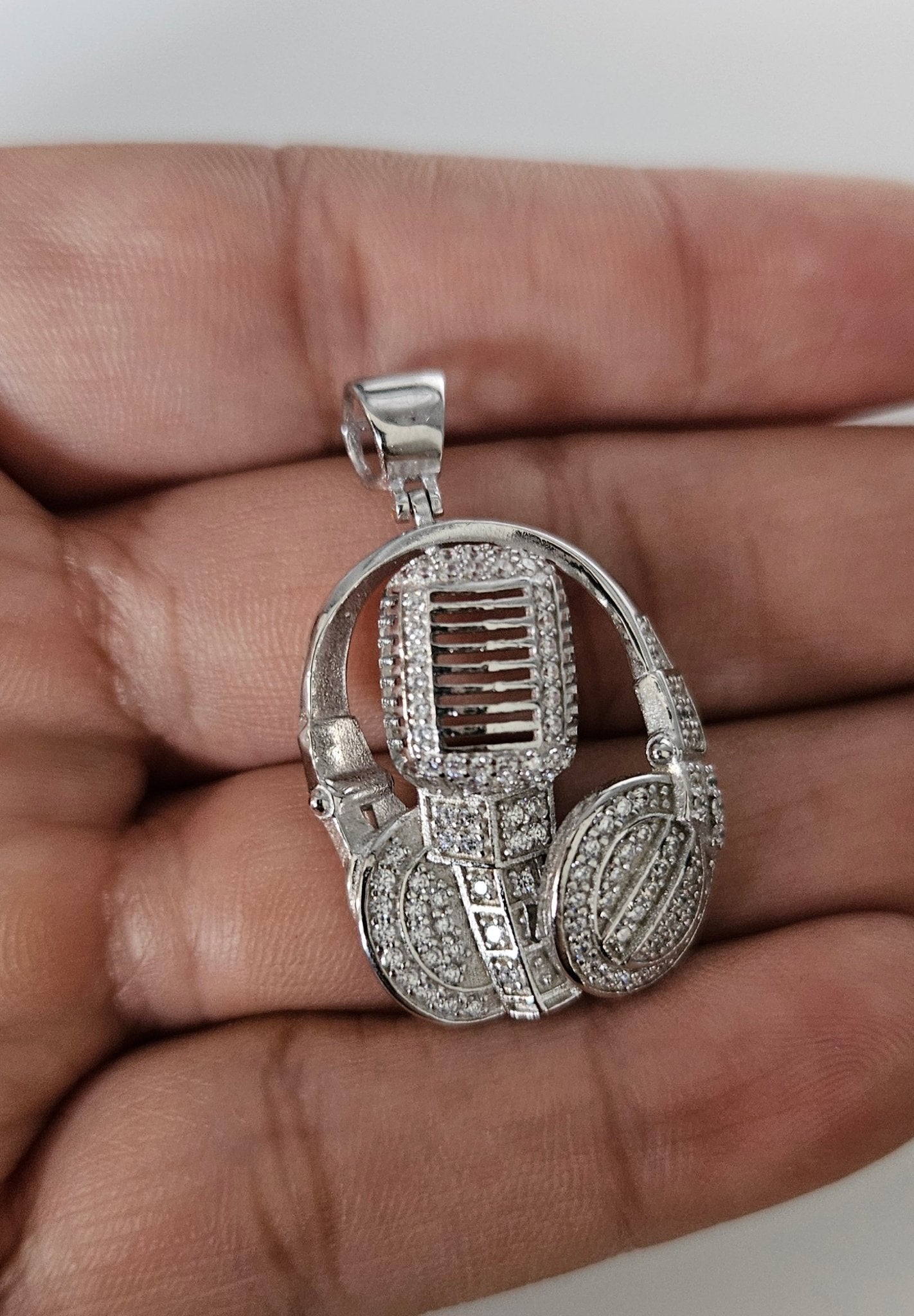 925 Silver Microphone and Headphones Pendant