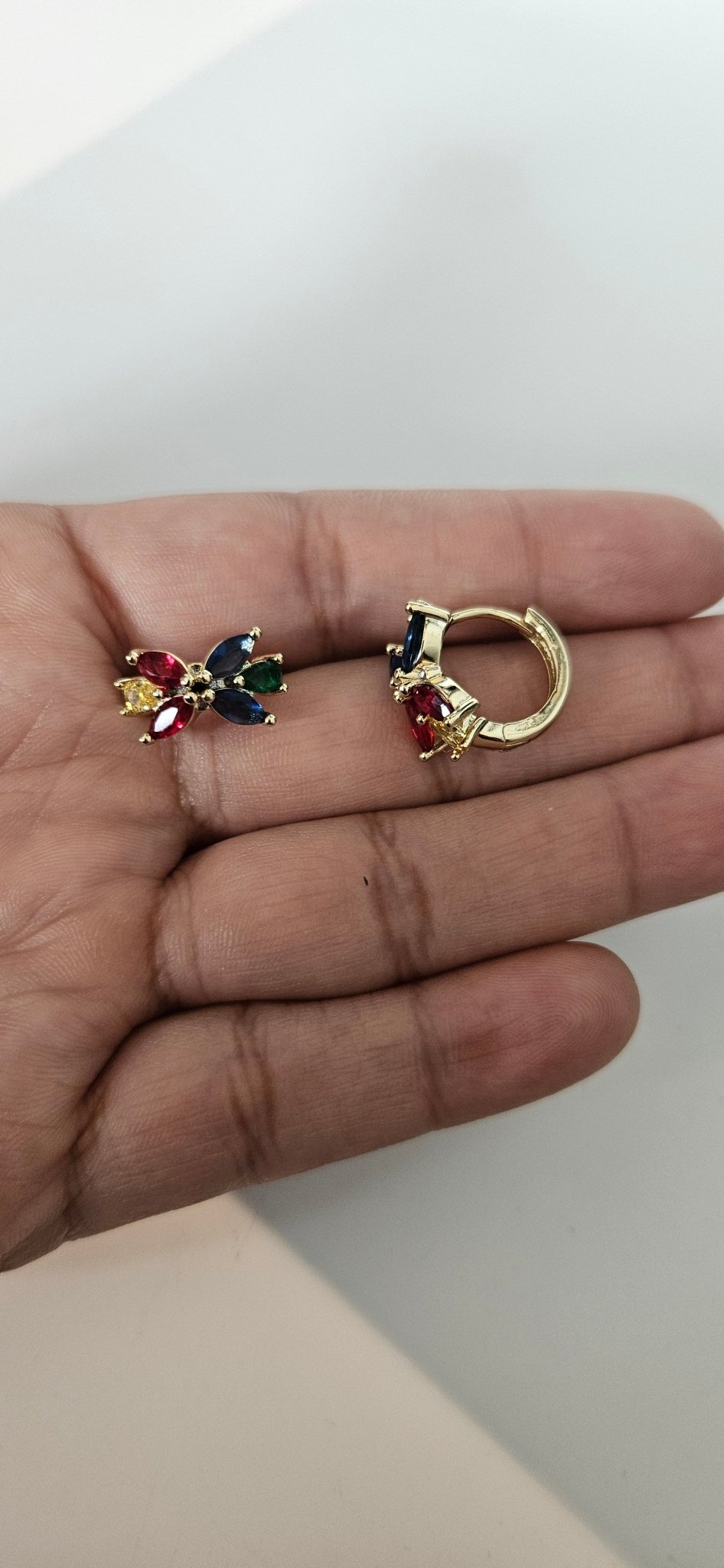 Flower Multicolor Cubic Zirconia in 14k Gold Plated 15mm Hoop Earrings