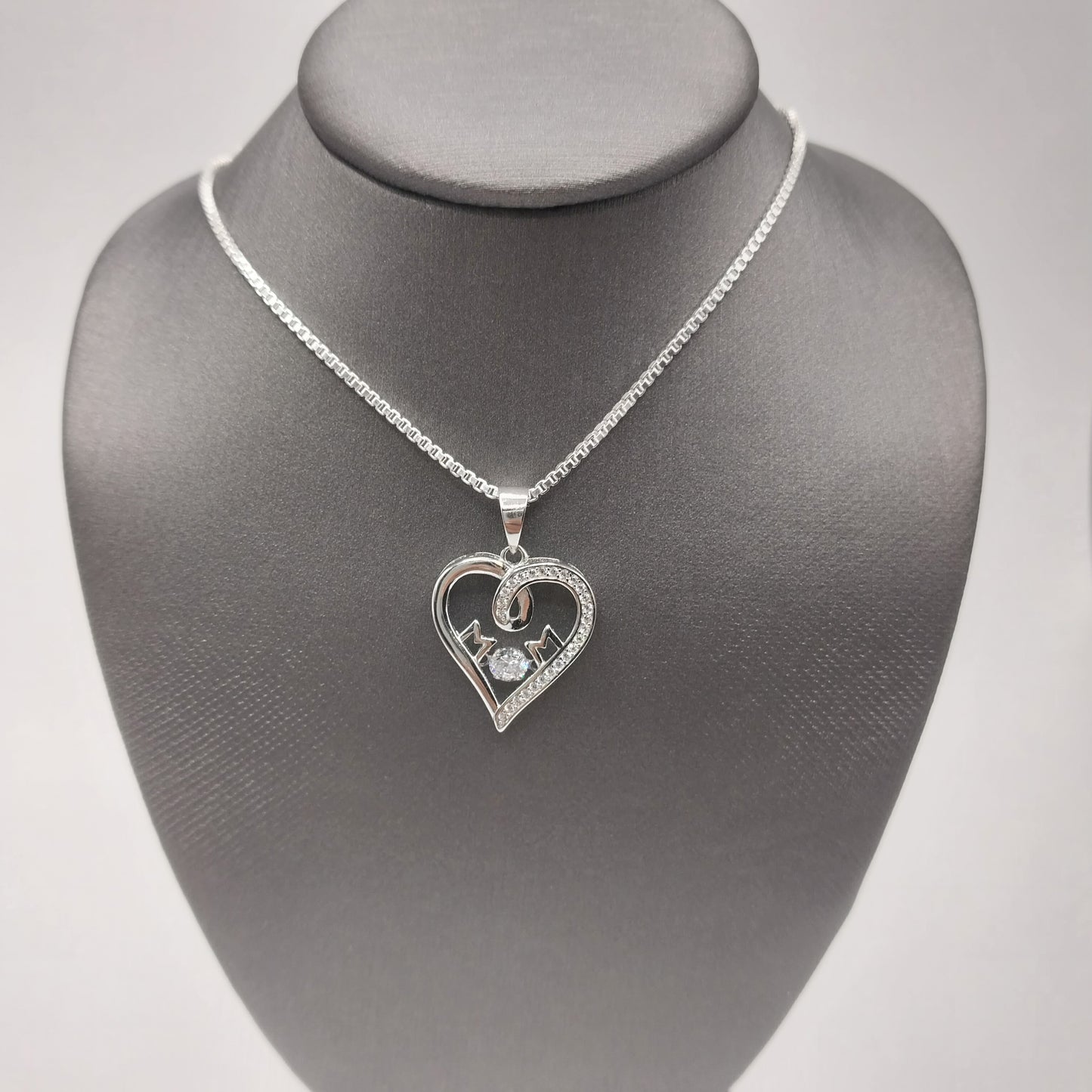 Collar de corazón de plata 925 MOM con circonita cúbica y cadena tipo caja de 45,7 cm