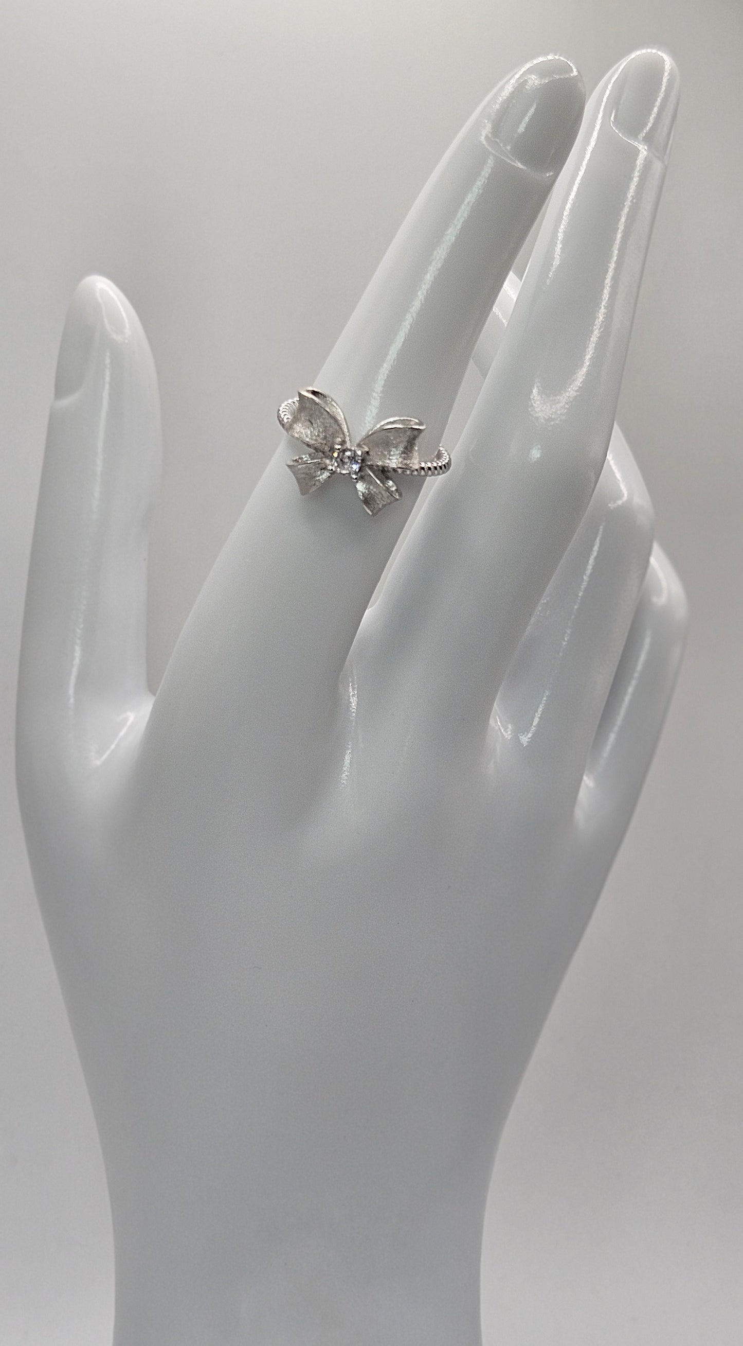 Bow Silver 925 Ring with Cubic Zirconia Stone