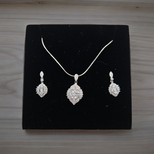 White Cubic Zirconia Necklace Set Silver 925