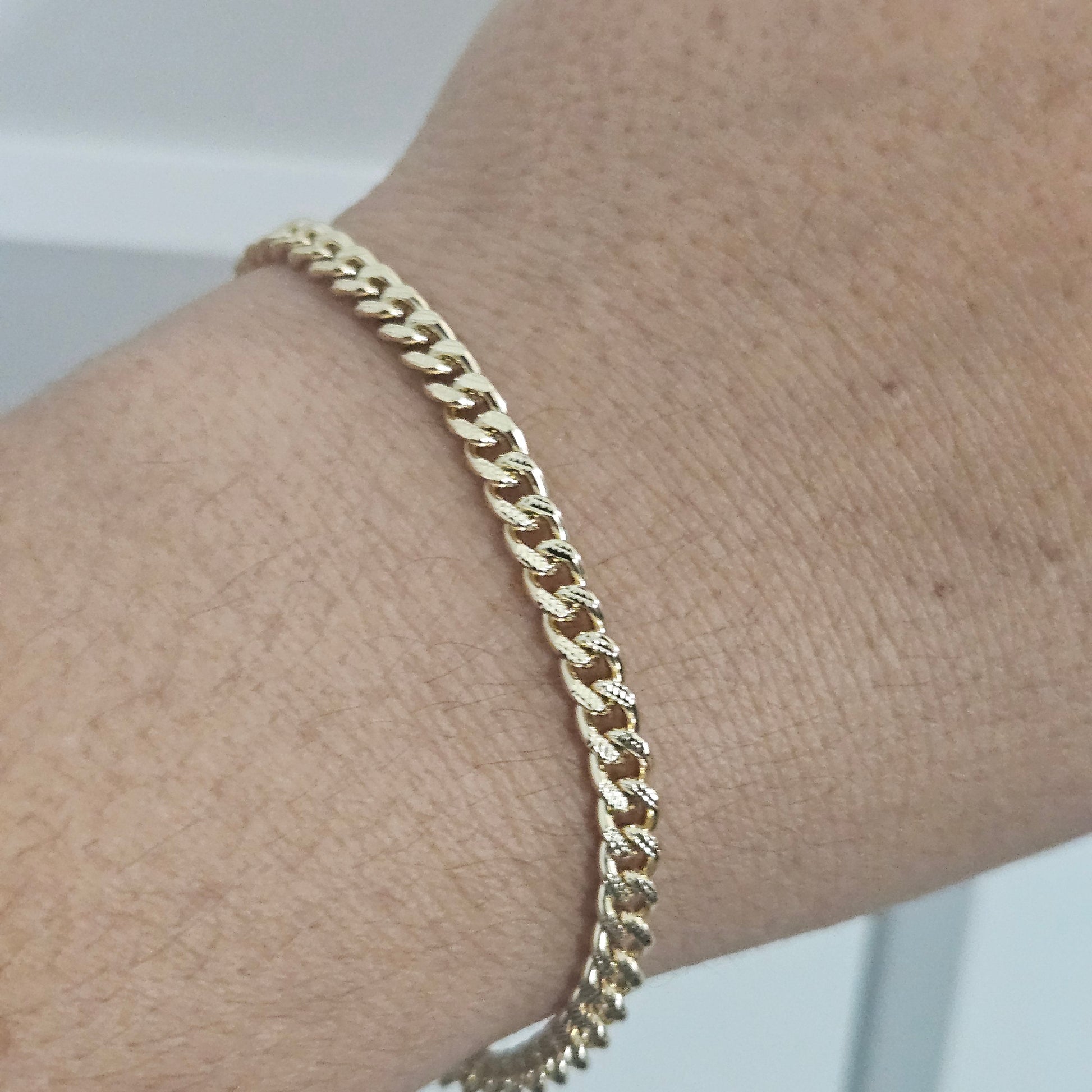 Diamond Cut Link 14k Gold Plated Bracelet 7"Long