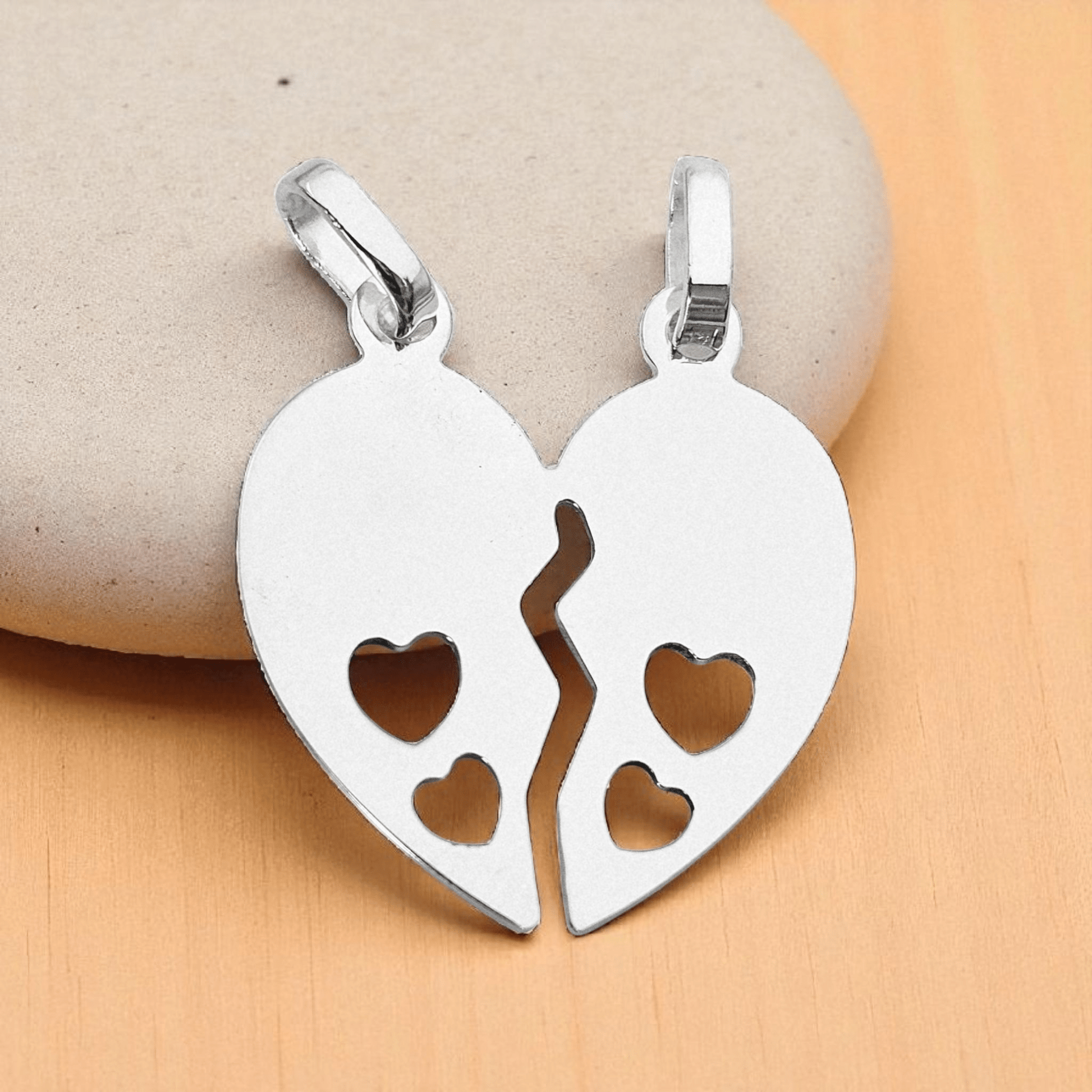 Engravable Custom Couple's Heart Pendant Silver 925 Gifts for Couples or Friends