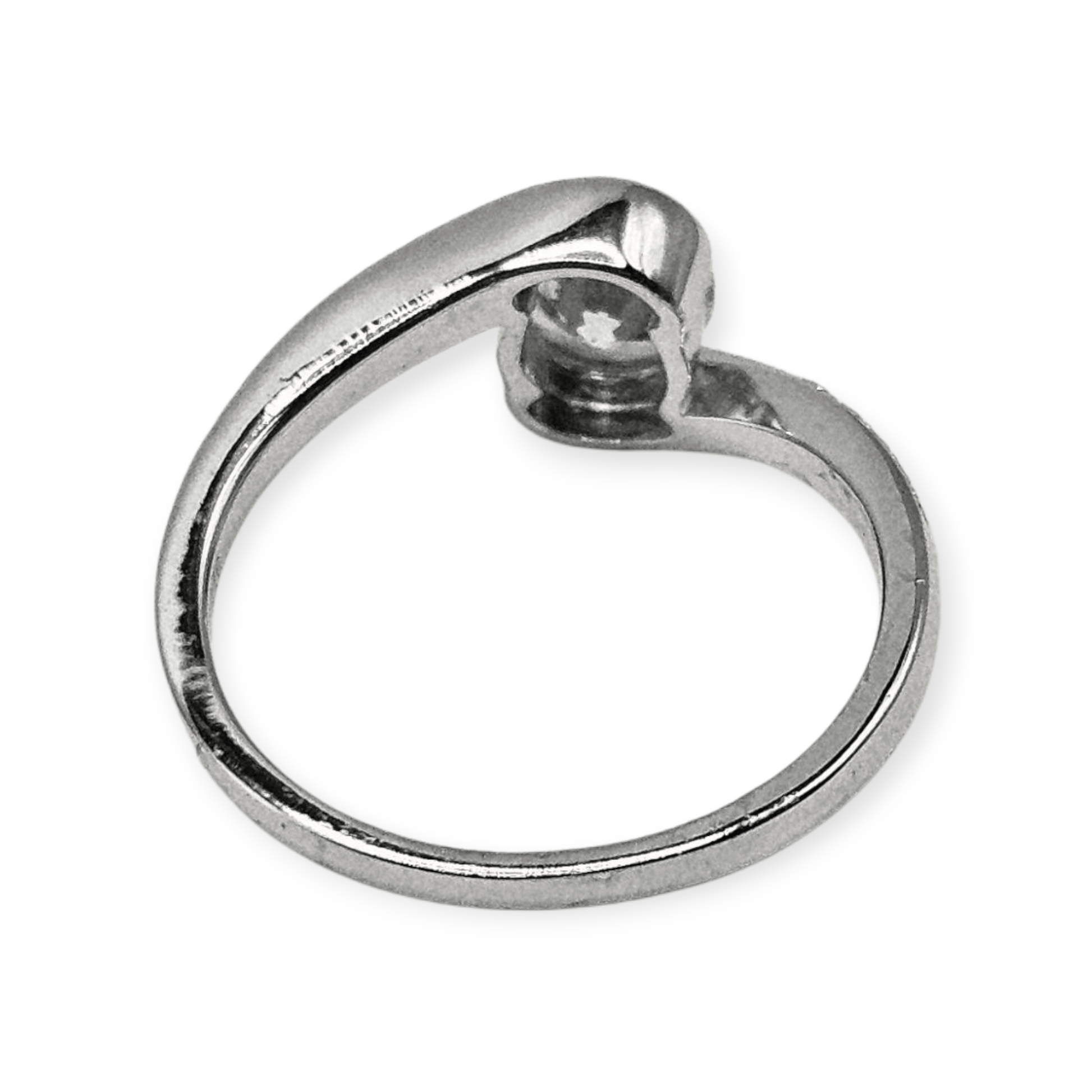 Fancy Twist Round Cut Cubic Zirconia Silver 925 Ring Band