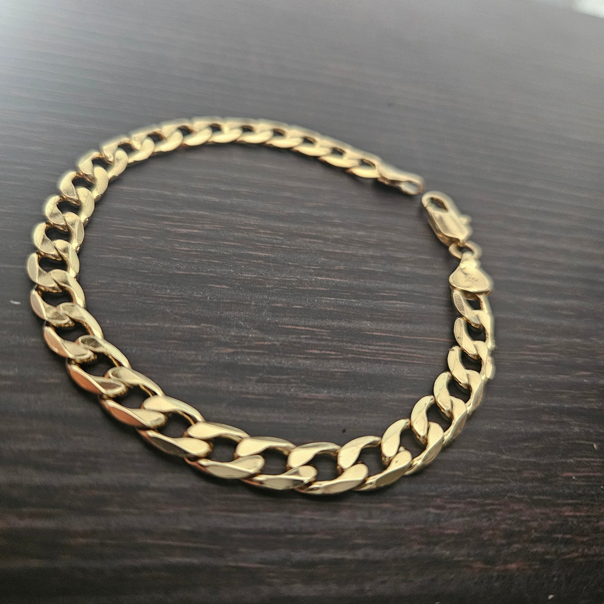 Flat Cuban Style 14k Gold Plated Bracelet for Men or Women 8in