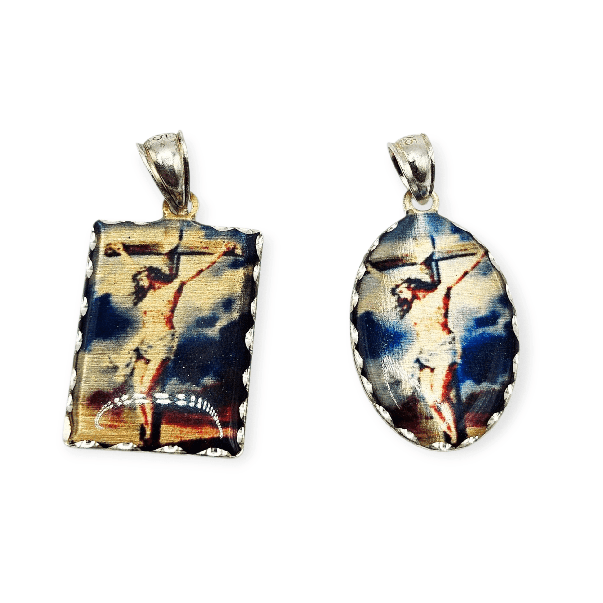 Jesus Christ on The Cross Crucifix Medal Pendant Silver in Rectangle or Oval Shape, 22mm H