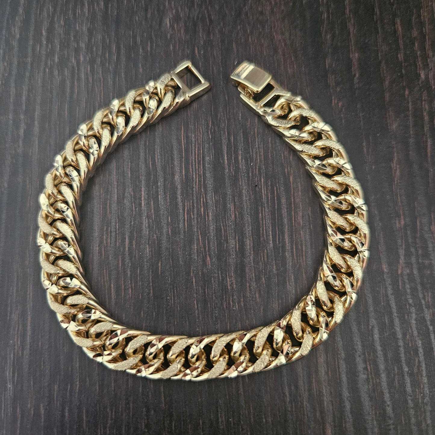 14K Gold Plated Bracelet Solid Fancy Design with Diamond Cut 8"L