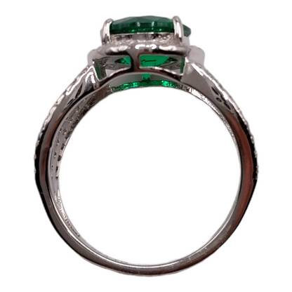 Piedra redonda de esmeralda creada en laboratorio con anillo de plata .925 con circonita cúbica
